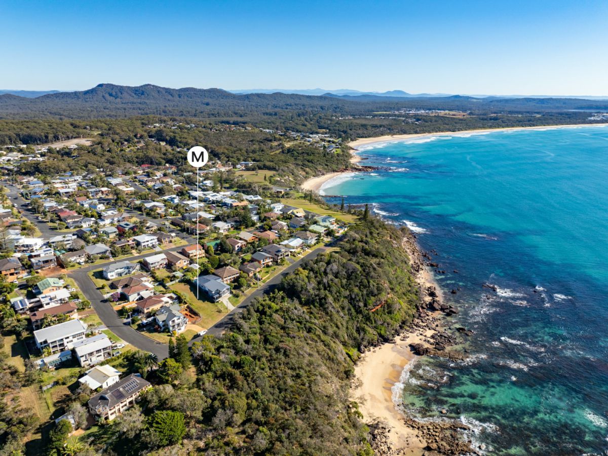 12 Honeysuckle Road, Bonny Hills - image 1