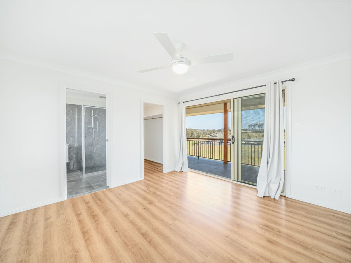 28 Ruby Circuit, Port Macquarie - image 2