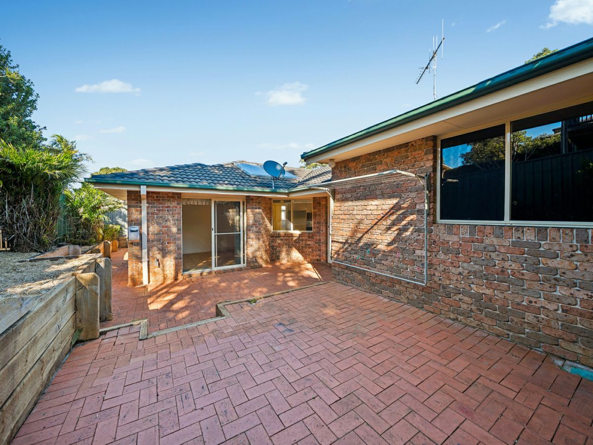16A Clover Court, Port Macquarie - image 1