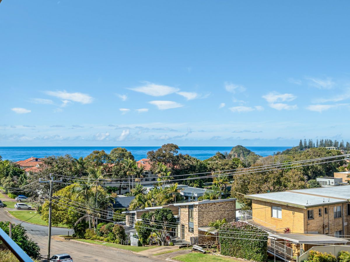 10/13 Everard Street, Port Macquarie - image 1