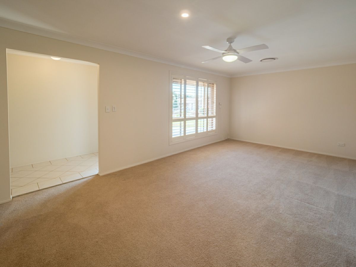 6 Spindrift Row, Port Macquarie - image 2