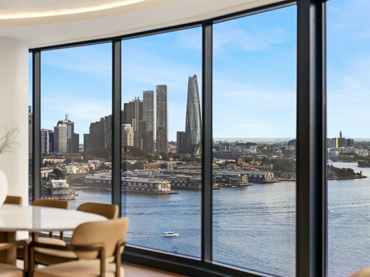 2601/30 Glen Street, Milsons Point - image 3