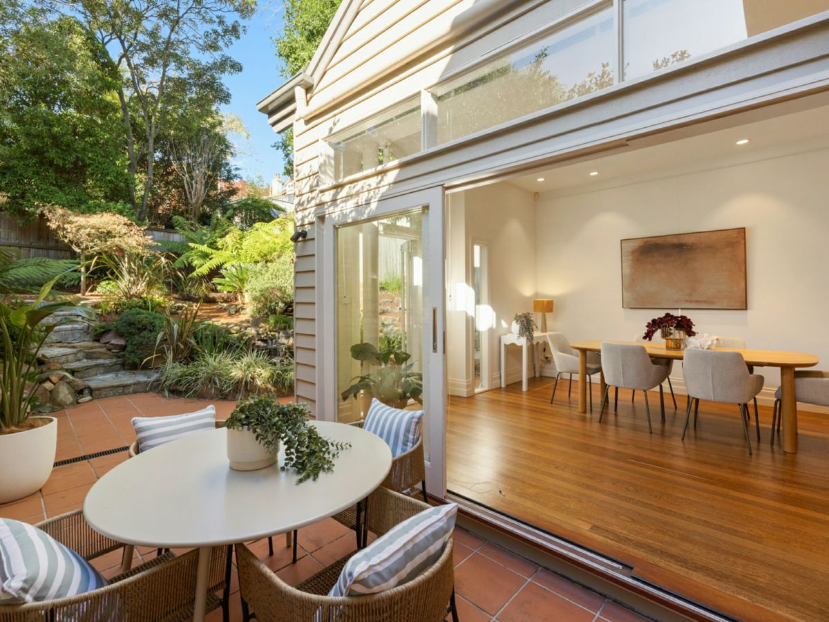 1 Webb Street, McMahons Point - image 2