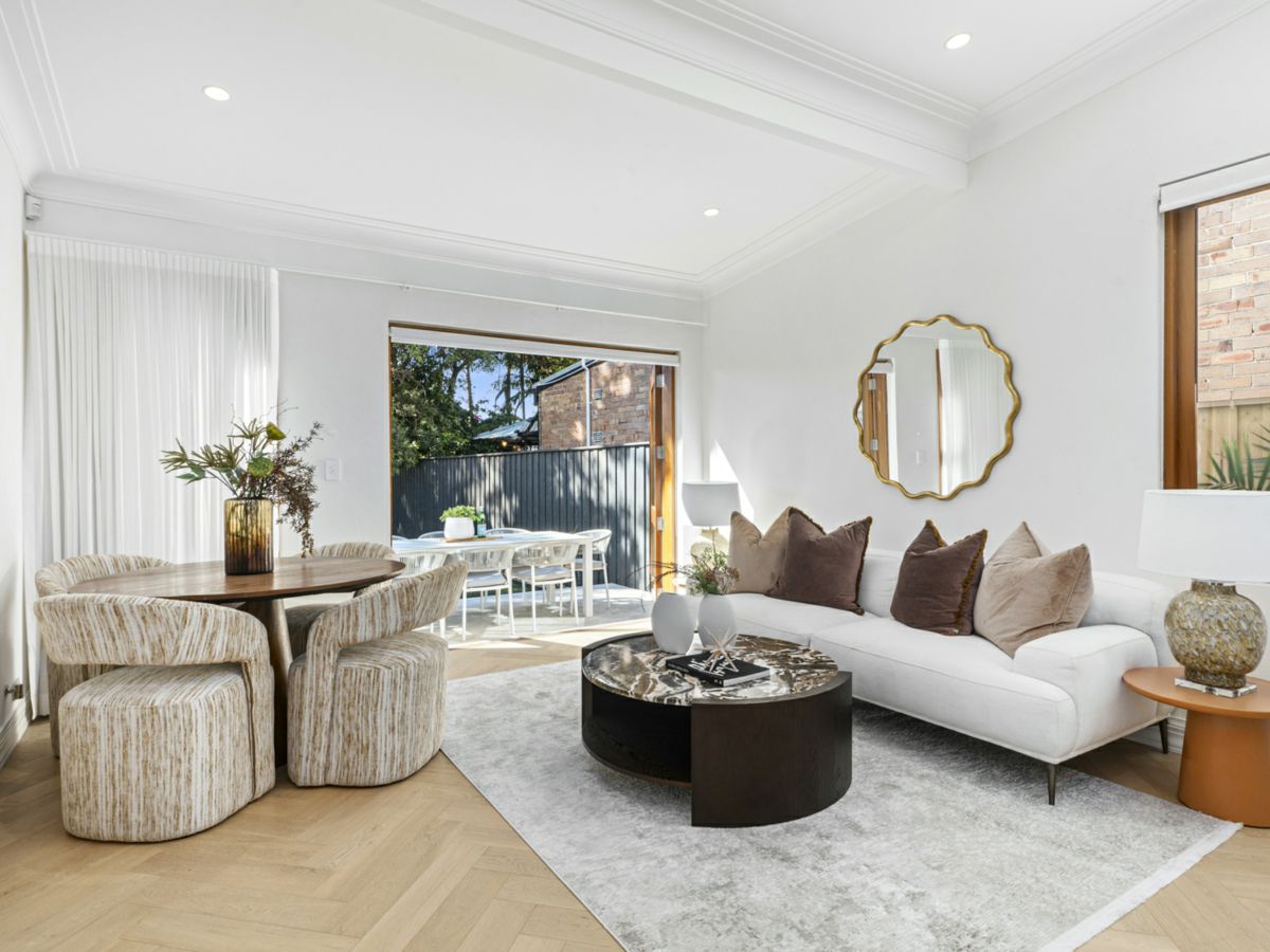 36 Whaling Road, North Sydney - image 3