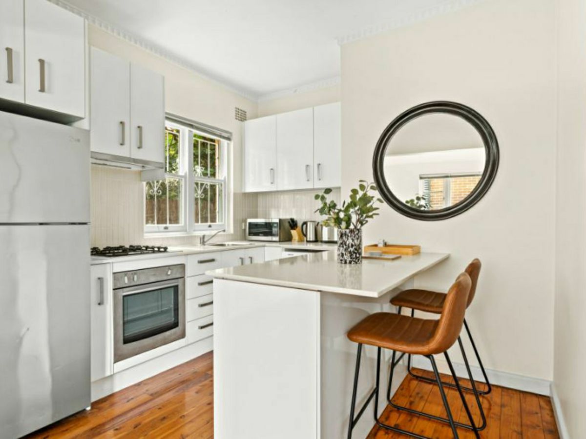 1/4 Waruda Street, Kirribilli - image 2