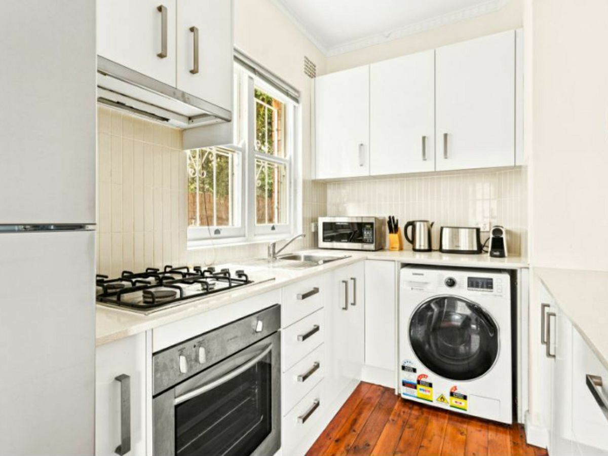 1/4 Waruda Street, Kirribilli - image 3