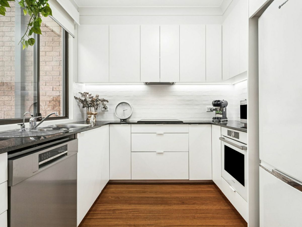3/2 Hardie Street, Neutral Bay - image 3