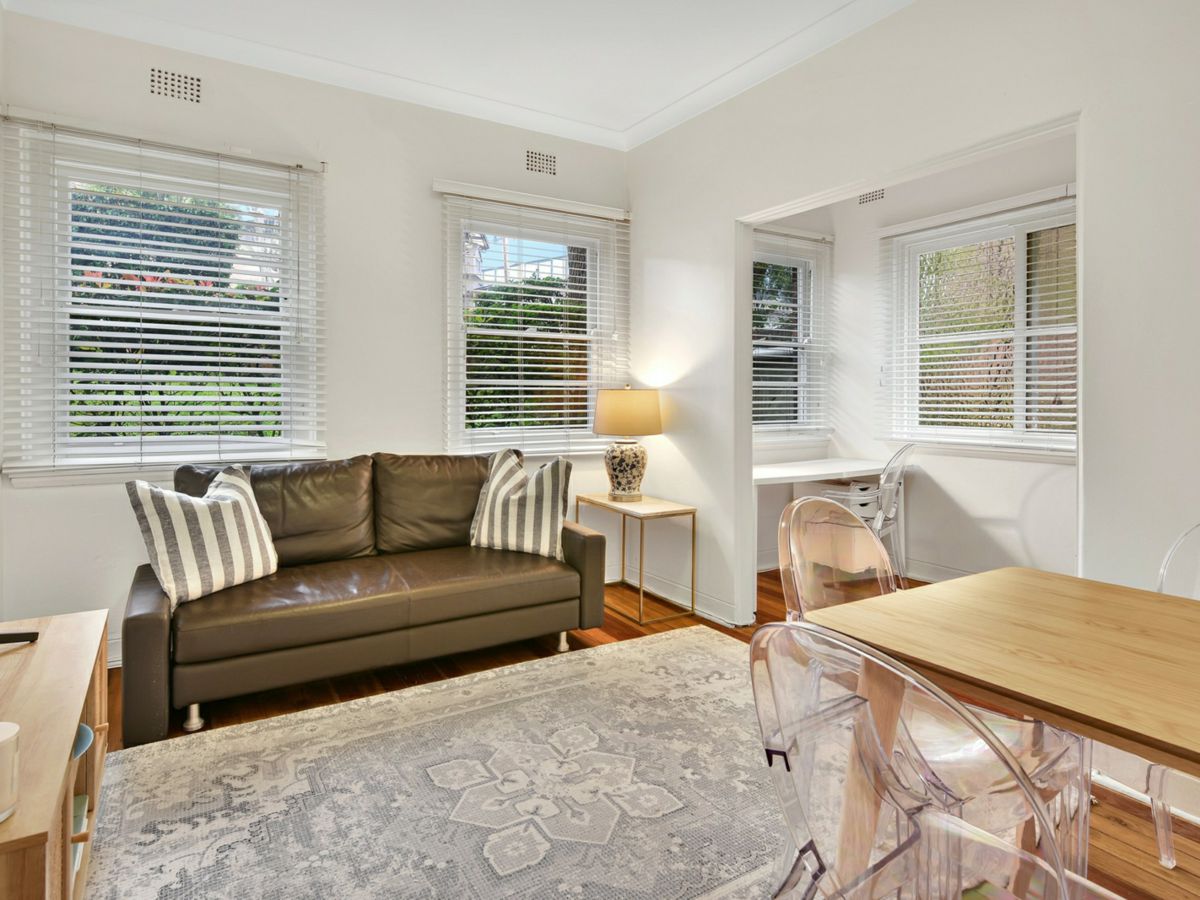 1/157 Blues Point Road, McMahons Point - image 1