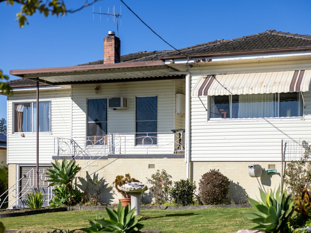 36 Farquhar Street, Wingham - image 1