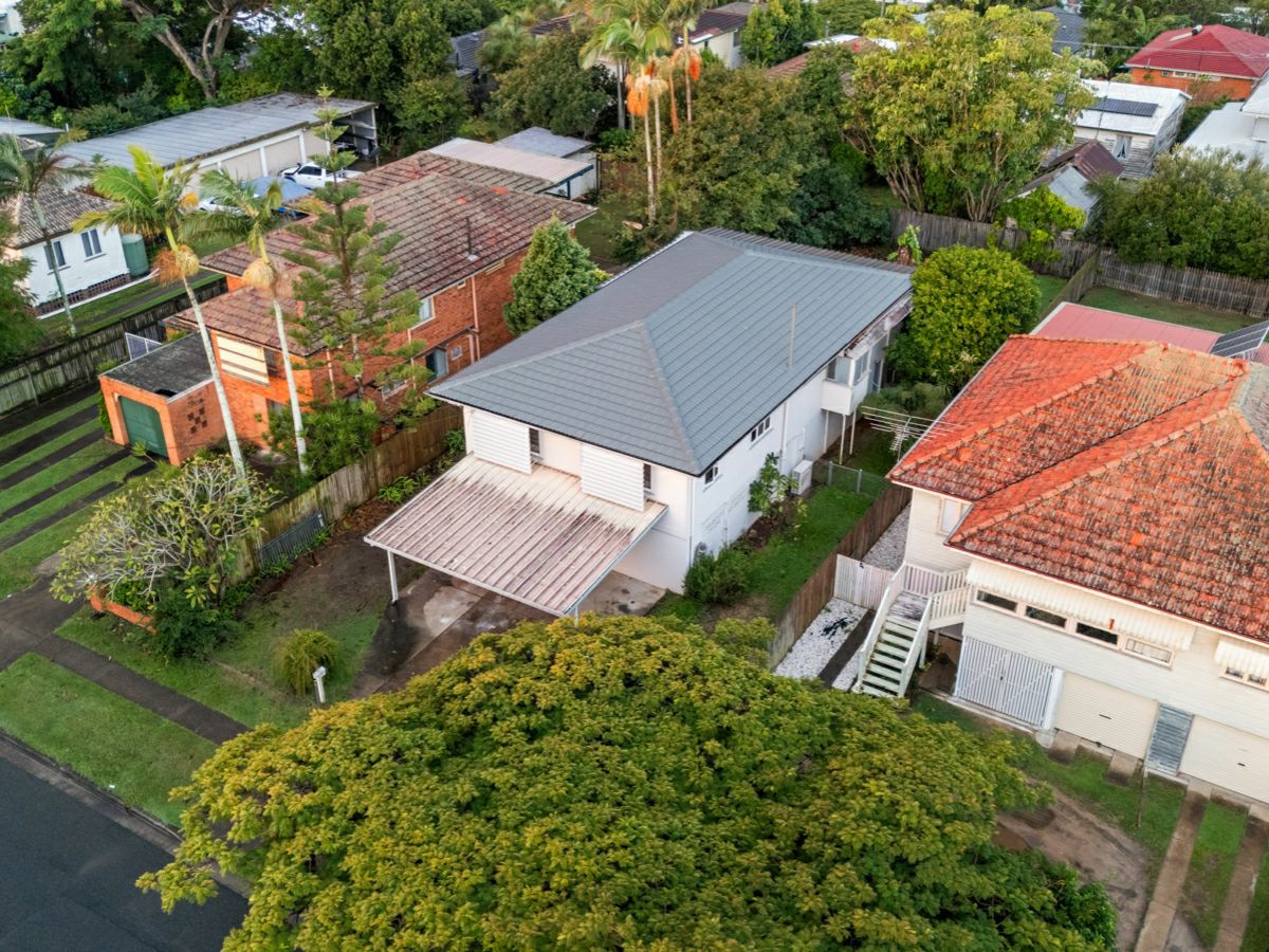 138 Manly Road, Manly West - image 1