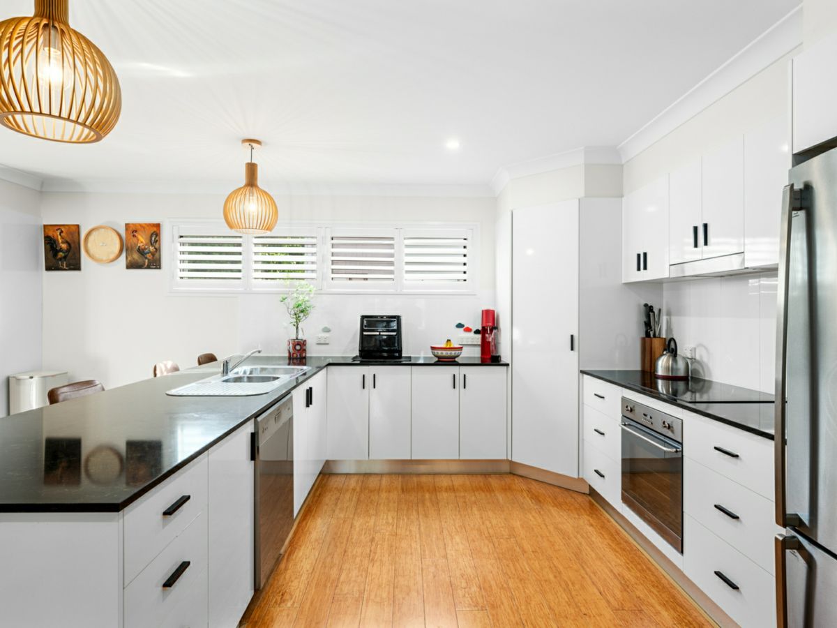 18/15 Oasis Close, Manly West - image 3