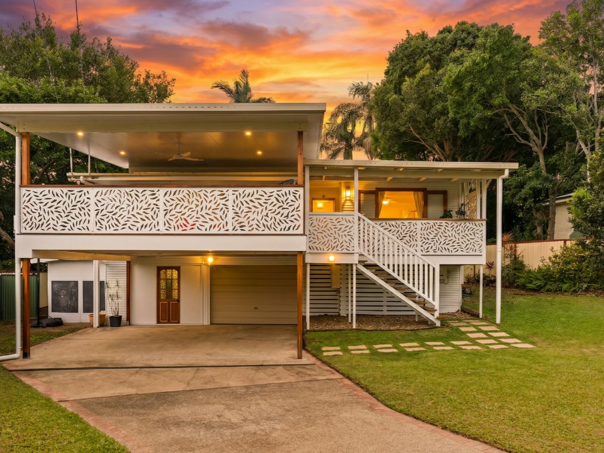 63 Banoon Drive, Wynnum - image 1