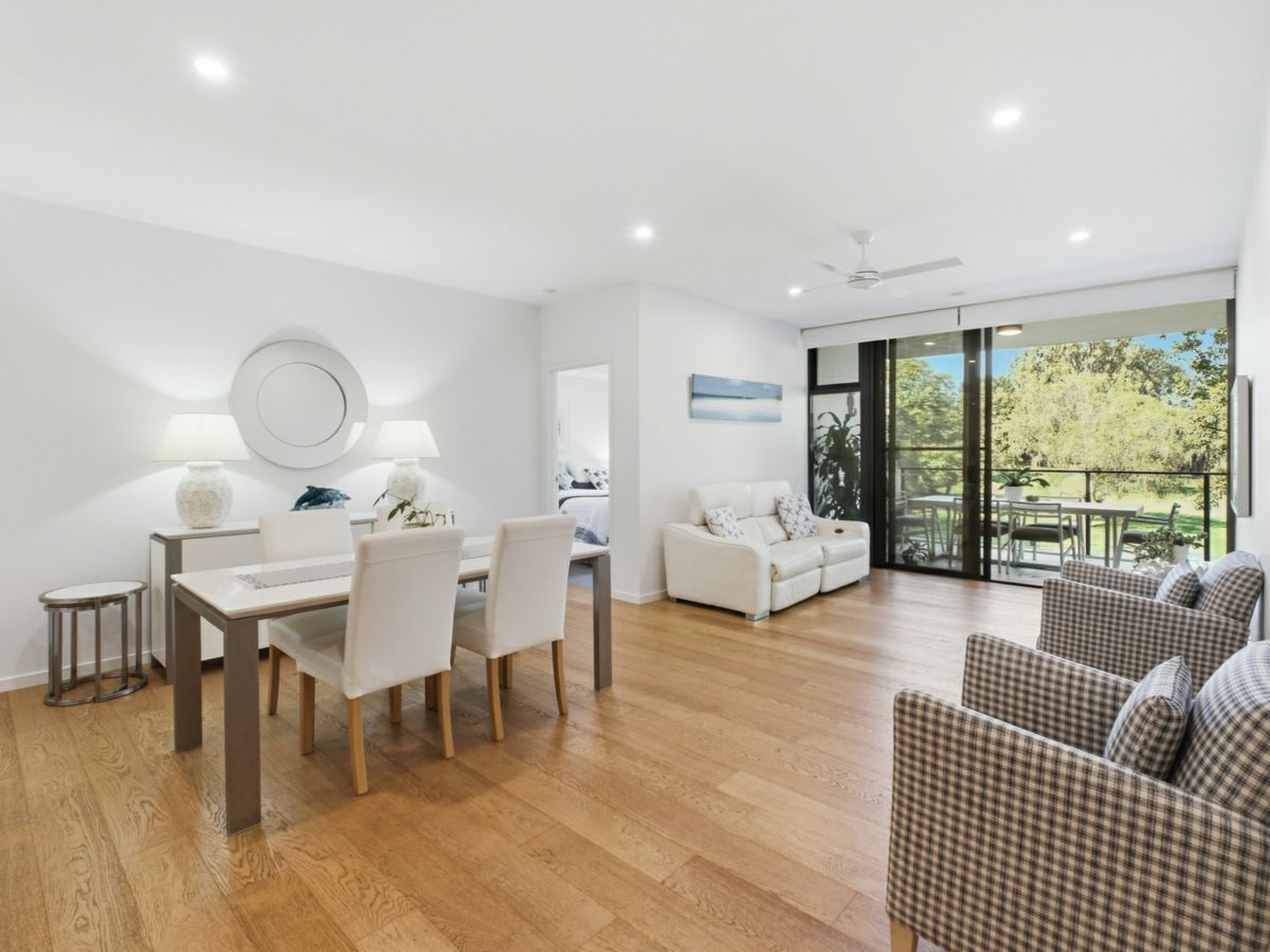 1215/39 Banya Street, Bulimba - image 1