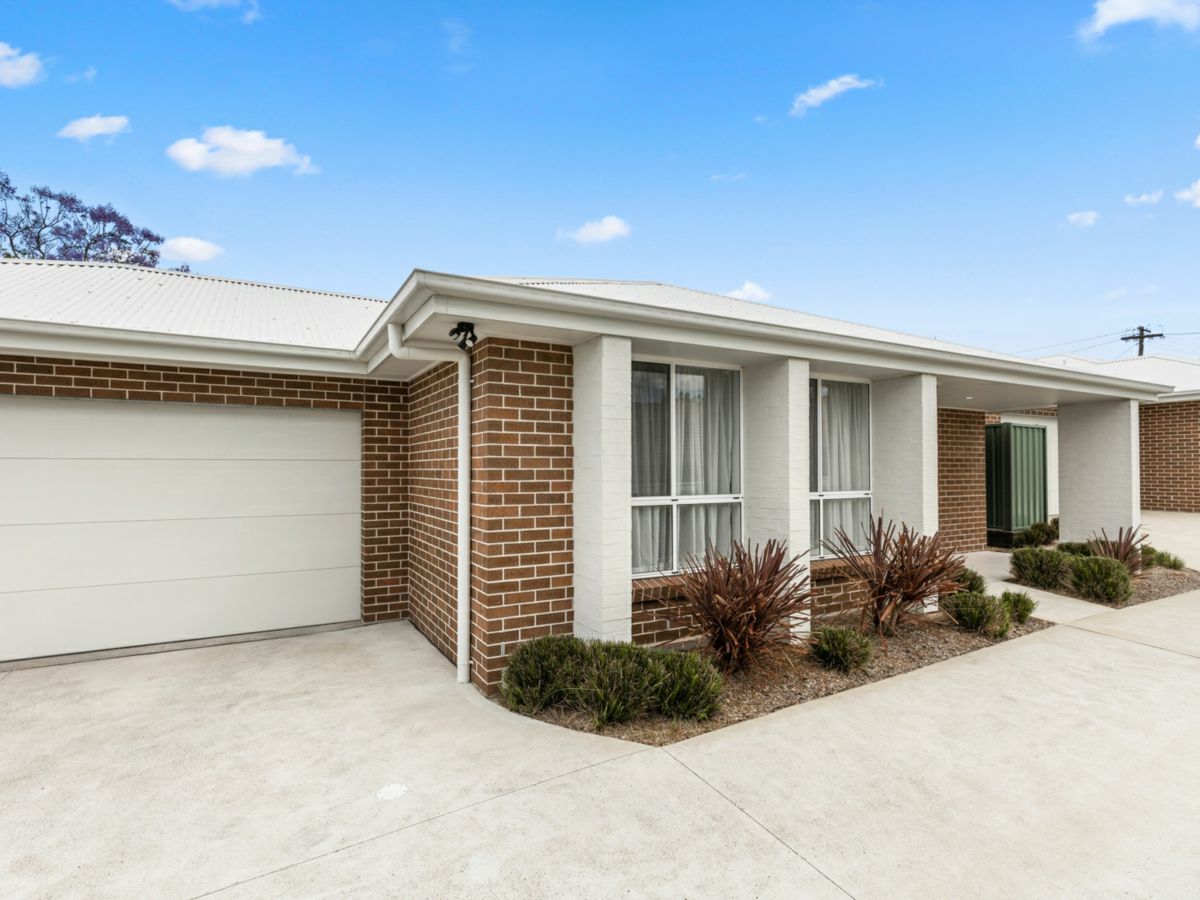 2/59 Lindesay Street, East Maitland - image 1