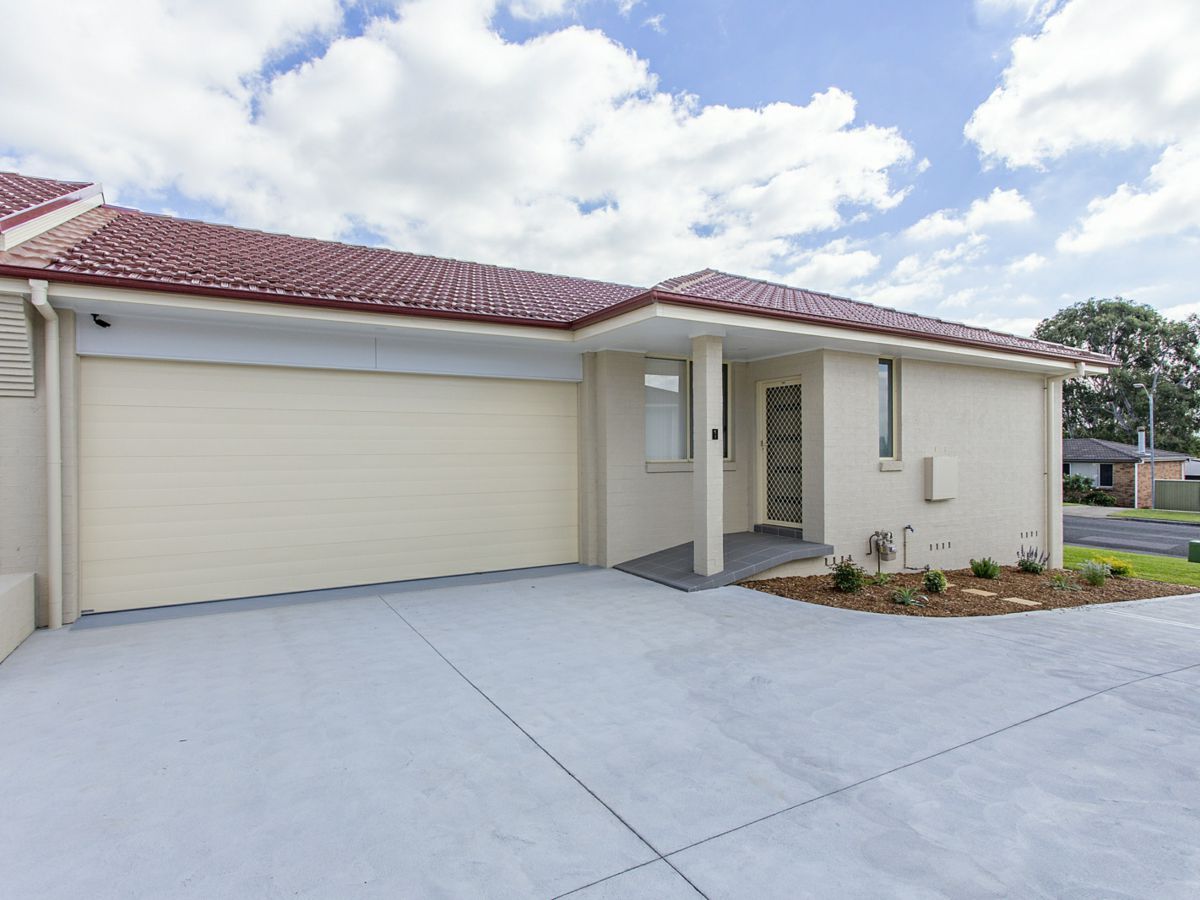 1/26 Crawford Avenue, Tenambit - image 1