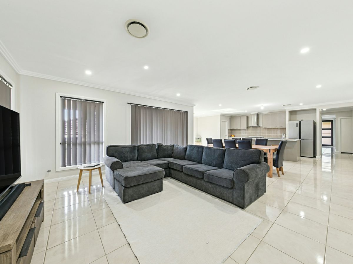 31 Paradise Street, Gillieston Heights - image 3