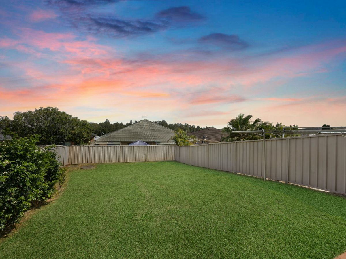 2/14 Harriet Close, Raymond Terrace - image 1