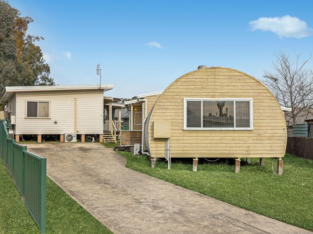 39 Macquarie Avenue, Cessnock - image 1