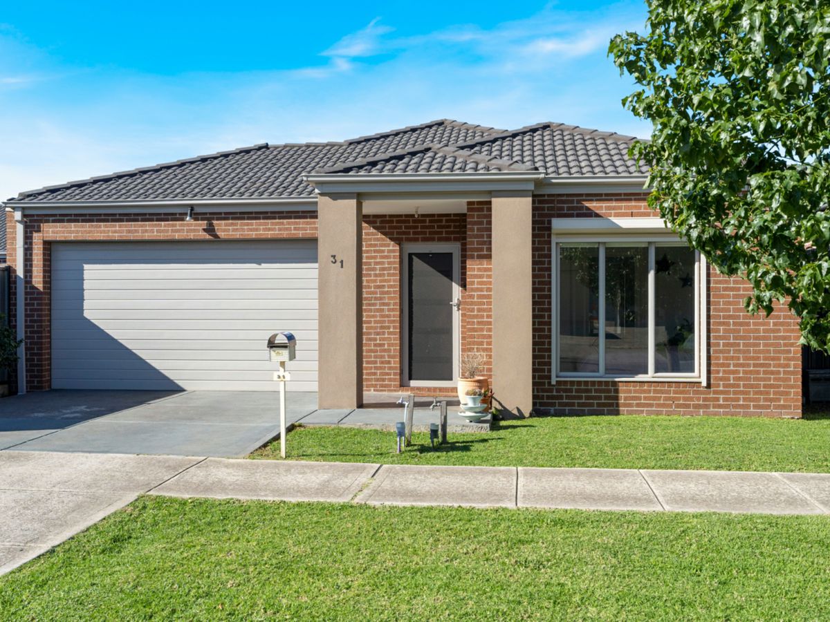 31 Loudon Circuit, Craigieburn - image 2