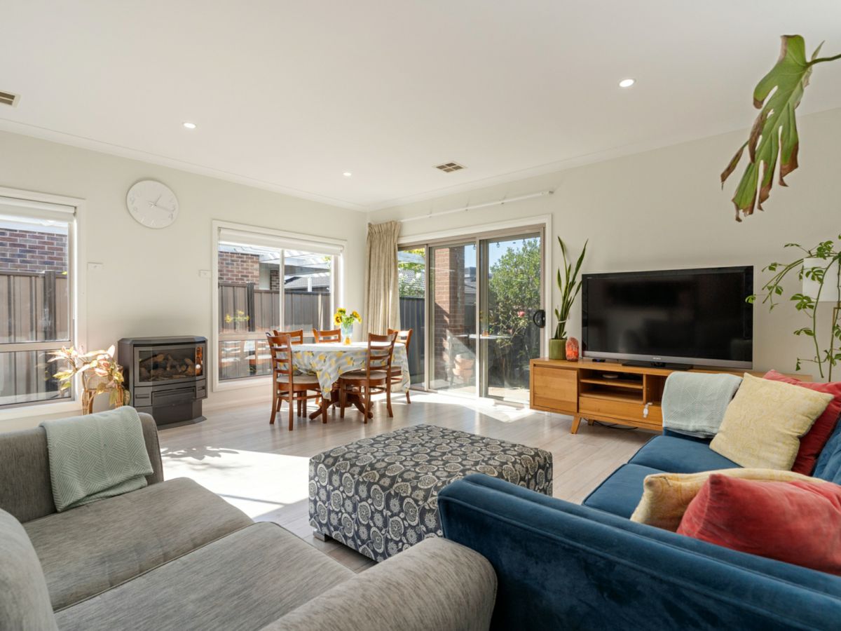 31 Loudon Circuit, Craigieburn - image 3