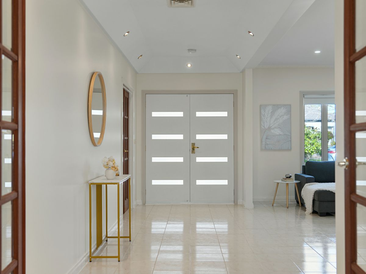 10 Durban Place, Craigieburn - image 3
