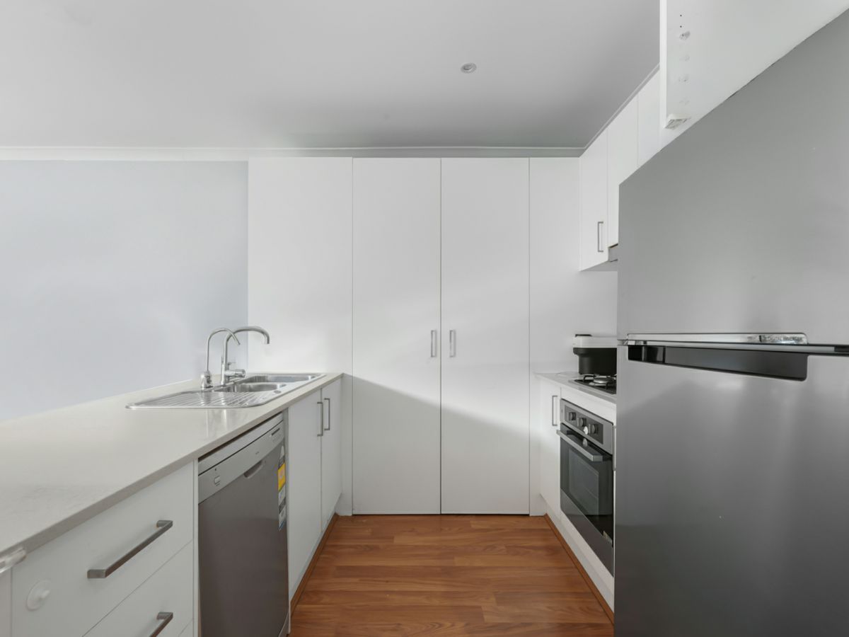 46 Gallantry Avenue, Craigieburn - image 3