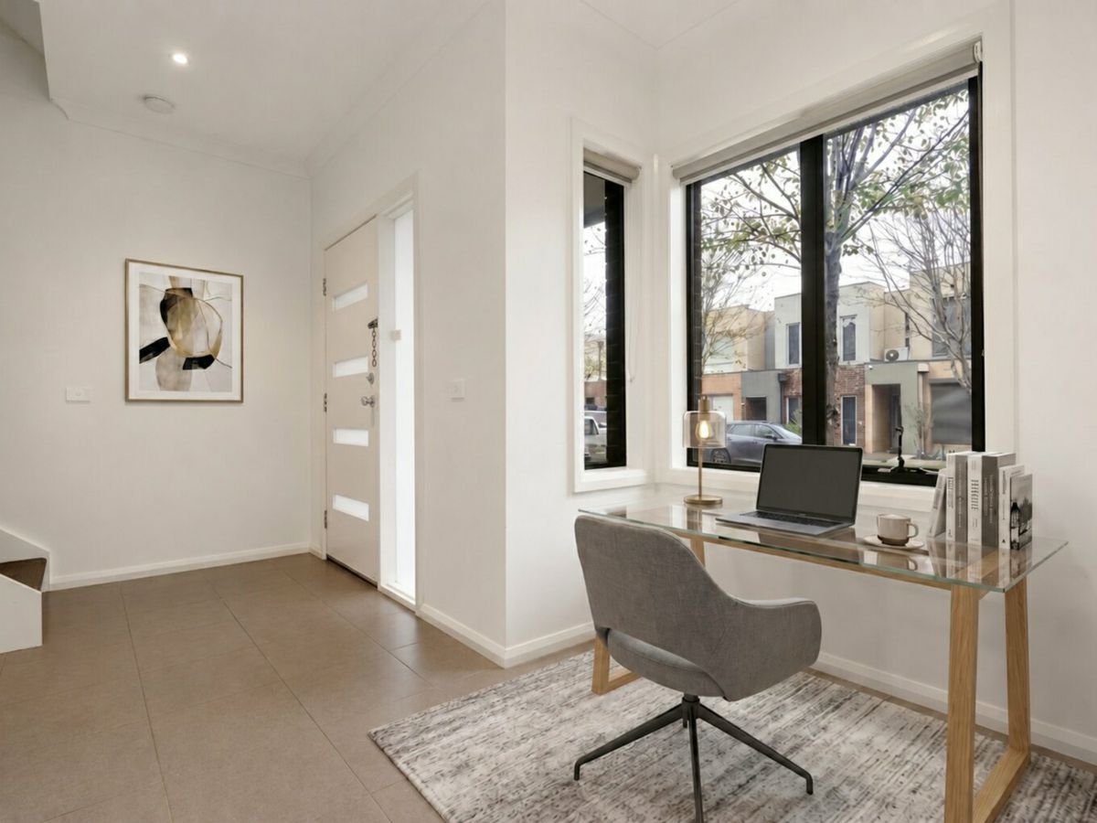 50 Brunswick Crescent, Craigieburn - image 2