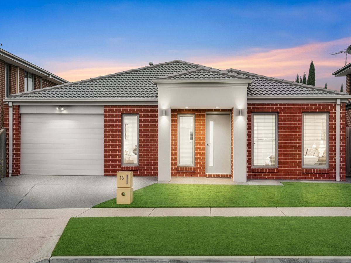 13 Kenora Way, Mickleham - image 1
