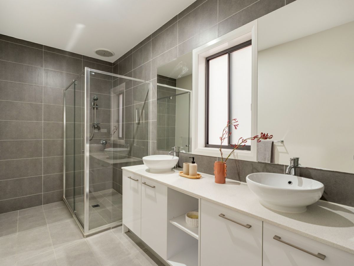 43 Latchford Drive, Mickleham - image 3