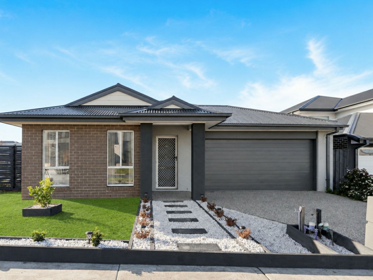 75 Hillview Road, Greenvale - image 1