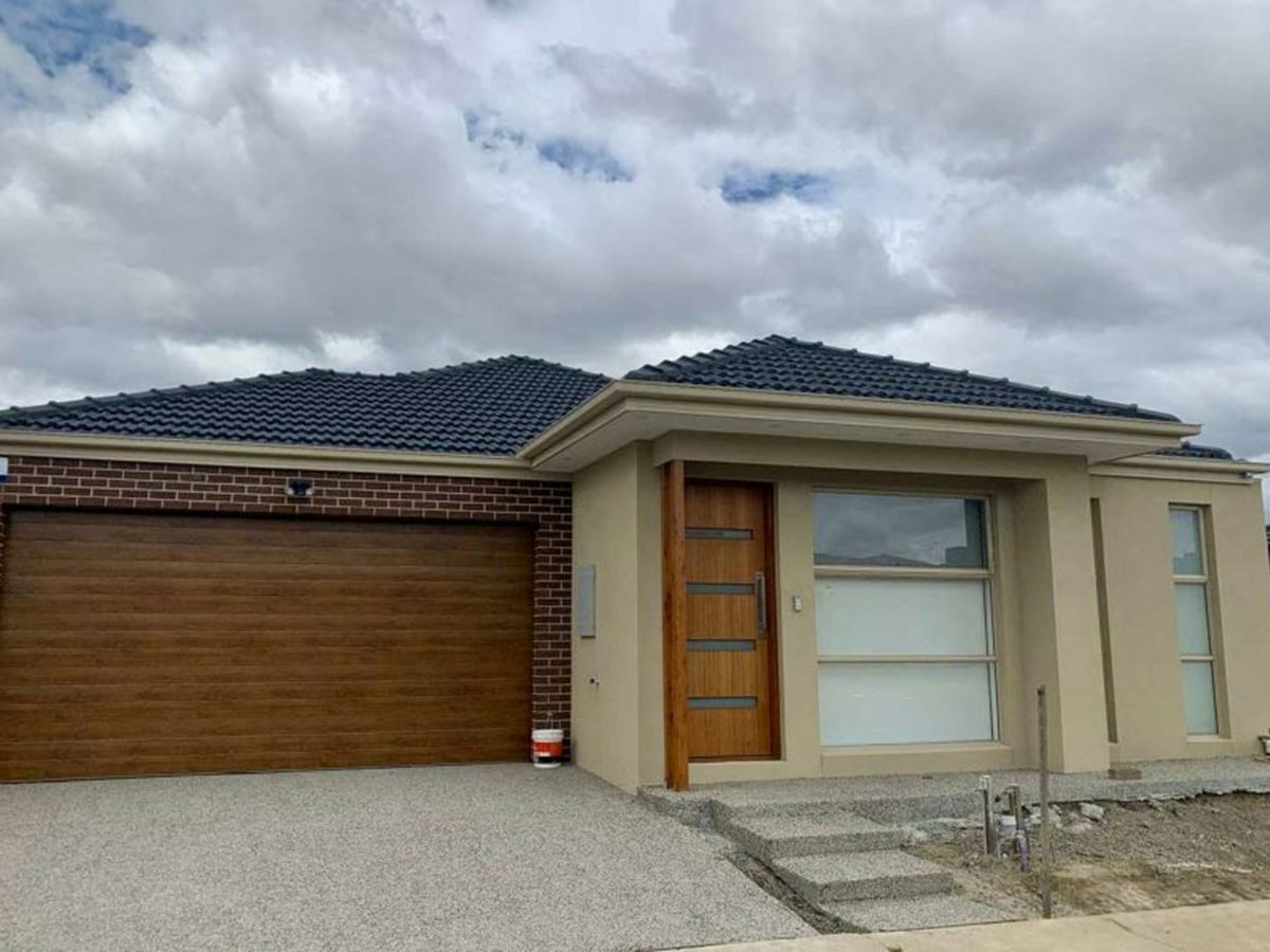 35 Meaford Street, Mickleham - image 1