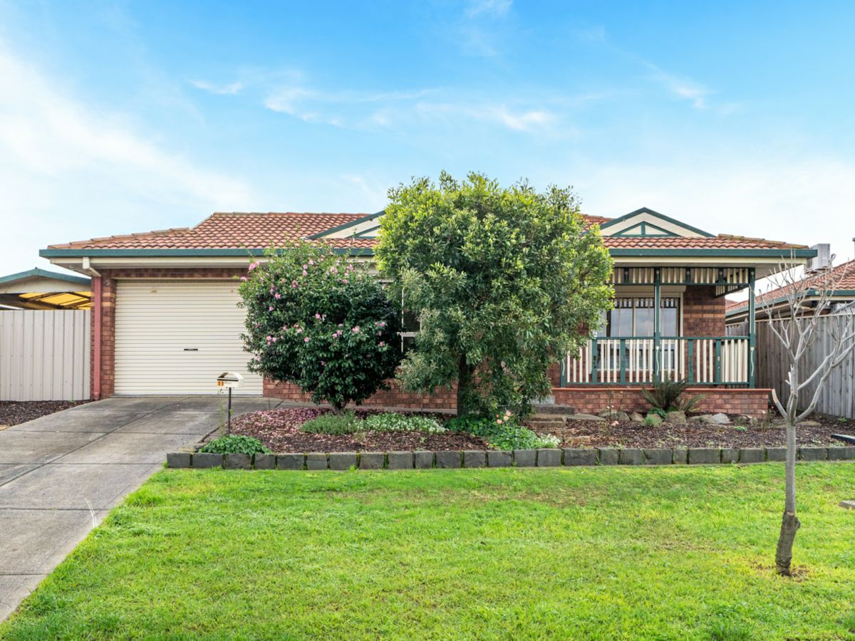 11 Smeaton Court, Craigieburn - image 1