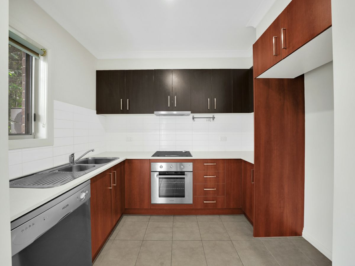 18/335 Grand Boulevard, Craigieburn - image 3
