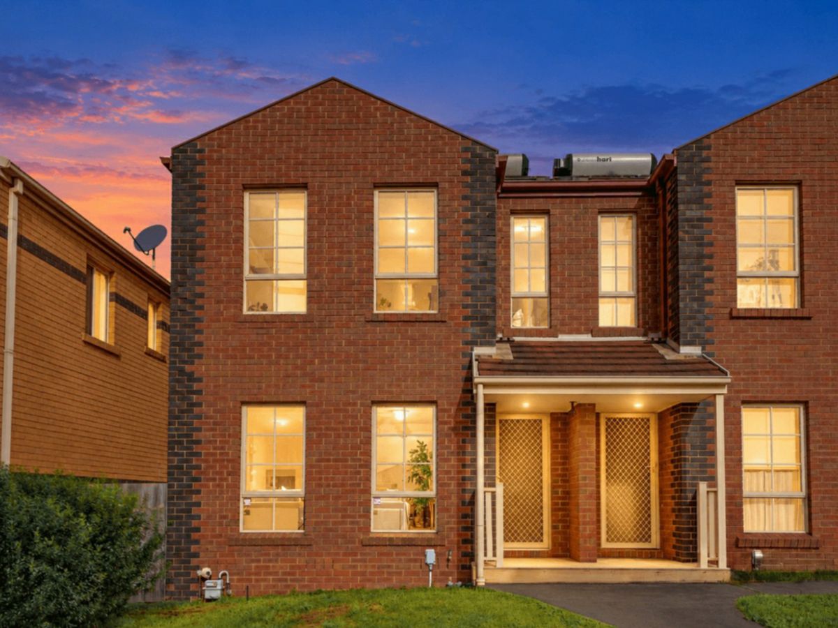 10/7 Whiltshire Drive, Roxburgh Park - image 1