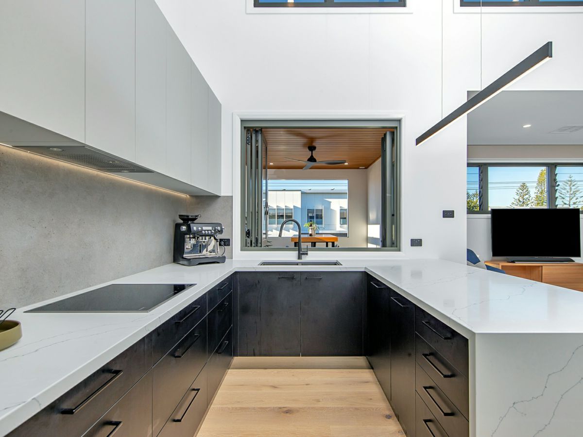 2/3 Lingard Street, Merewether - image 2