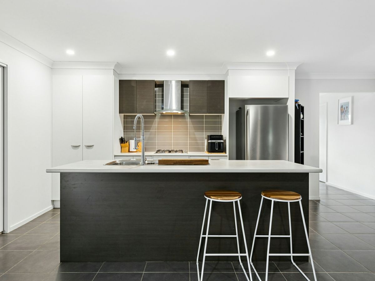 38 Brookfield Avenue, Fletcher - image 2