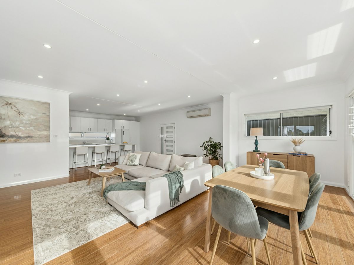 42 Bryson Avenue, Kotara - image 2