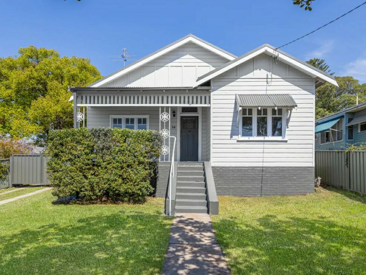 38 Cumberland Street, East Maitland - image 1