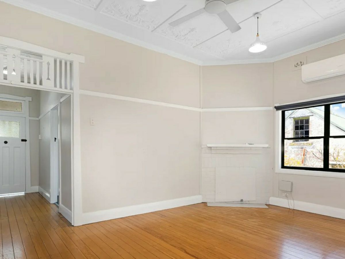 38 Cumberland Street, East Maitland - image 2