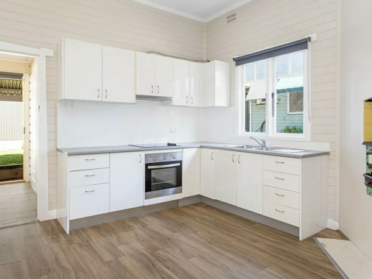 38 Cumberland Street, East Maitland - image 3