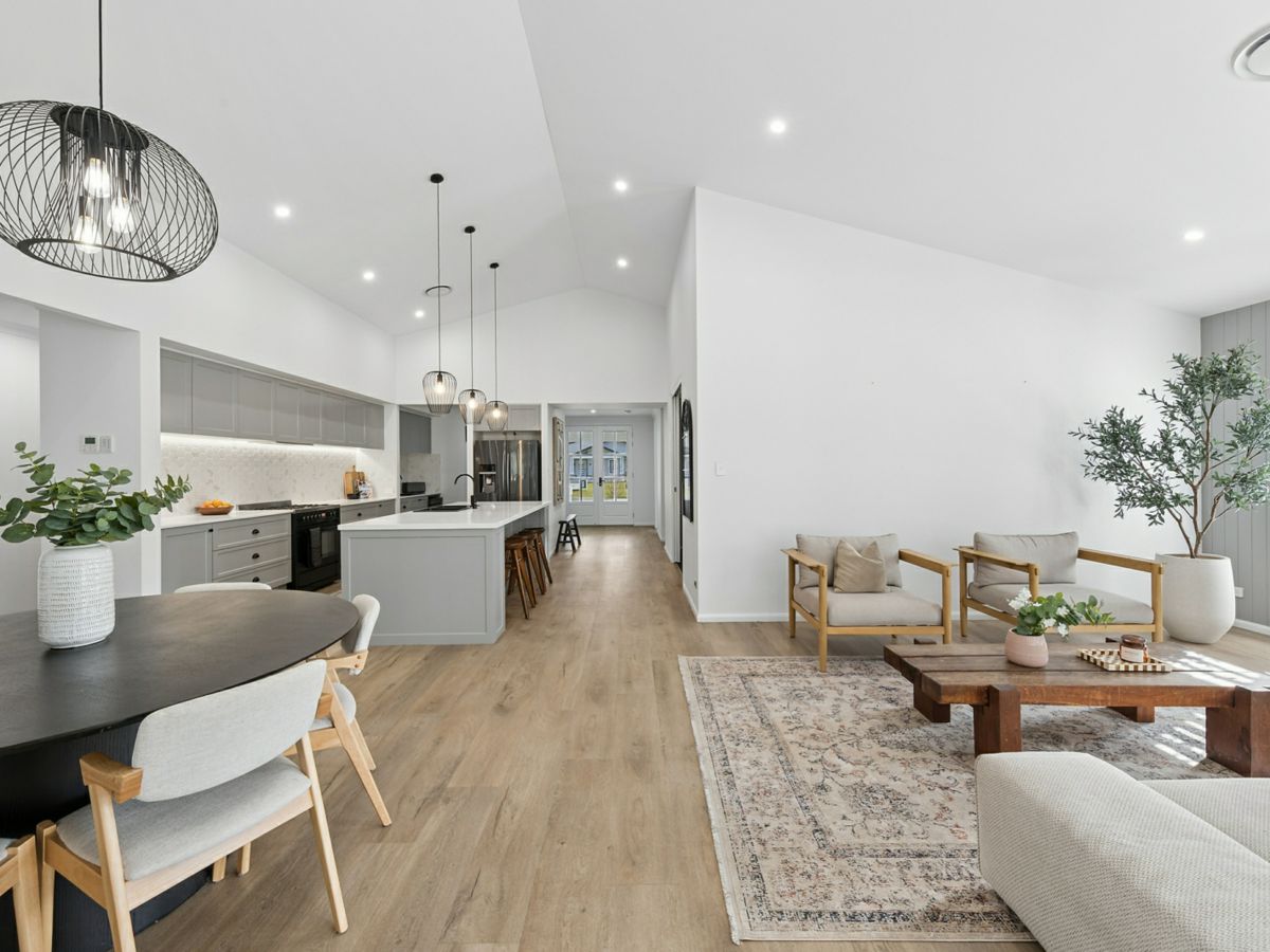 16 Earl Park Court, Kitchener - image 3