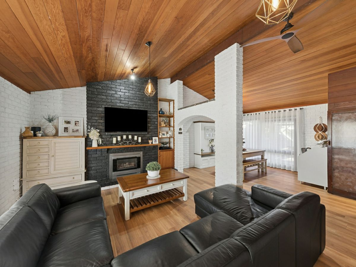 21 Cruickshank Street, Bellbird Heights - image 3