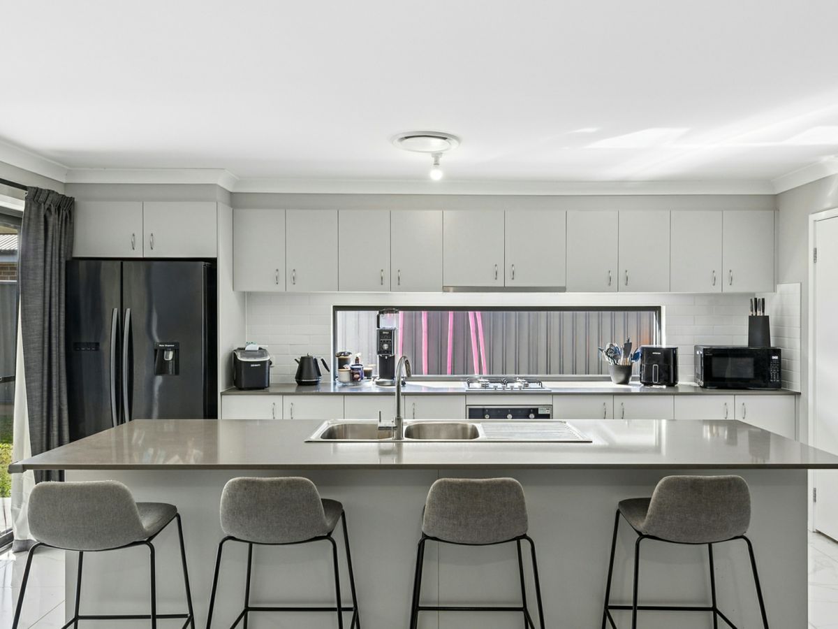 73 Balangara Way, Bellbird - image 3