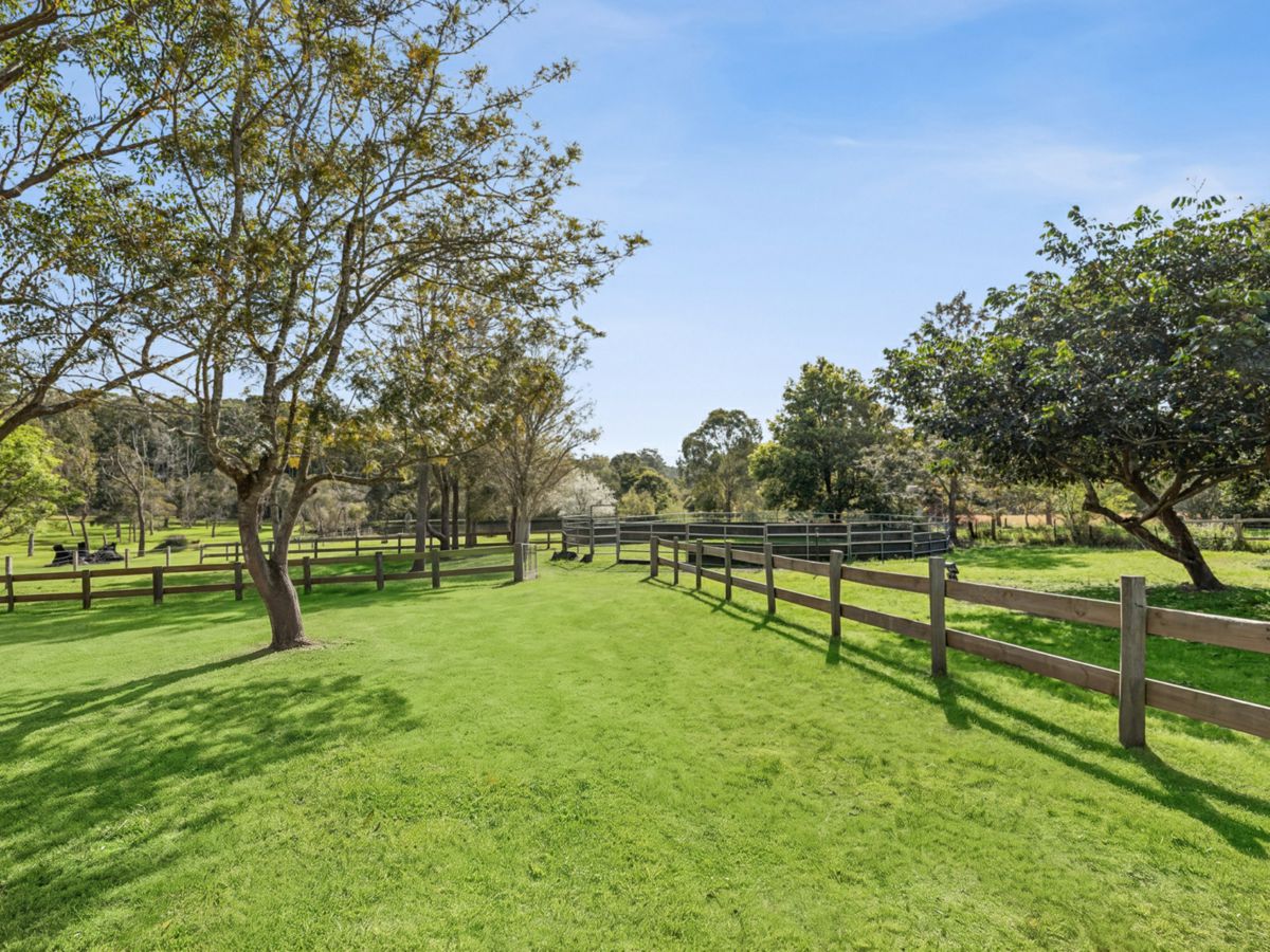 132 Currans Road, Cooranbong - image 2