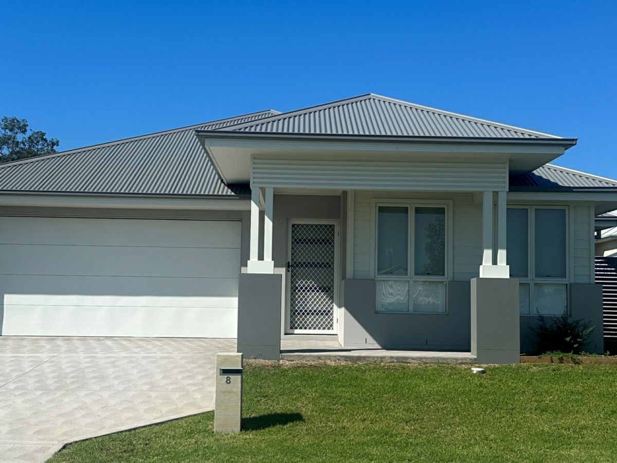 8 Cassidy Crescent, North Rothbury - image 1