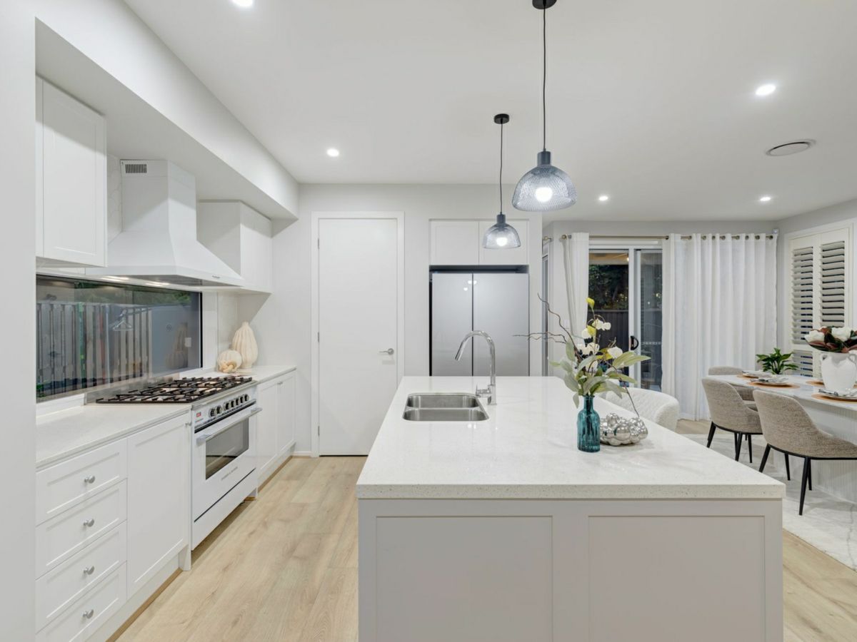 7 Raptor Street, Rochedale - image 2
