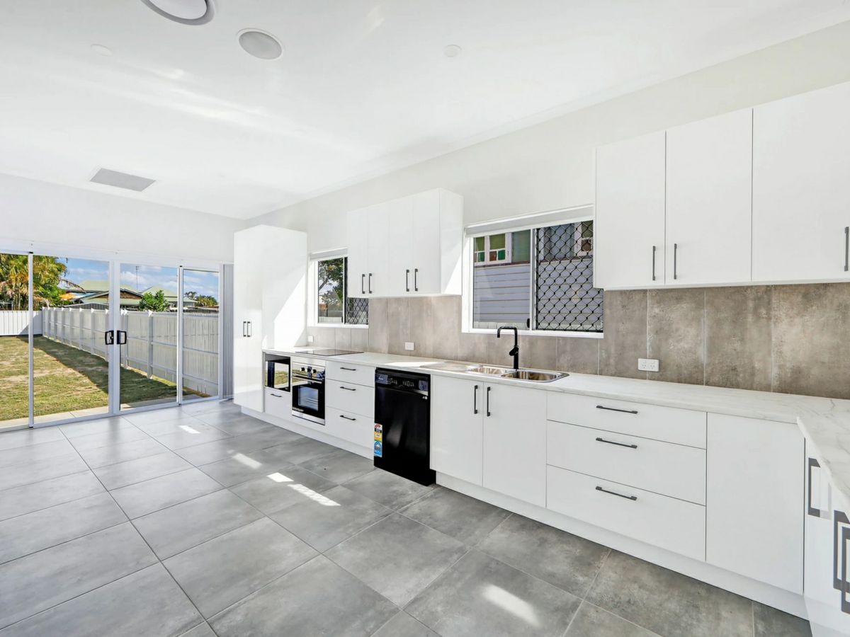 51 Bazaar Street, Maryborough - image 1