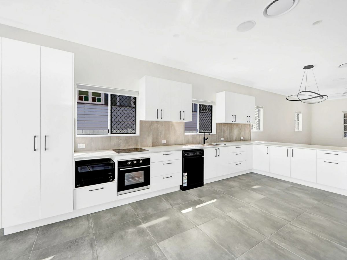 51 Bazaar Street, Maryborough - image 2