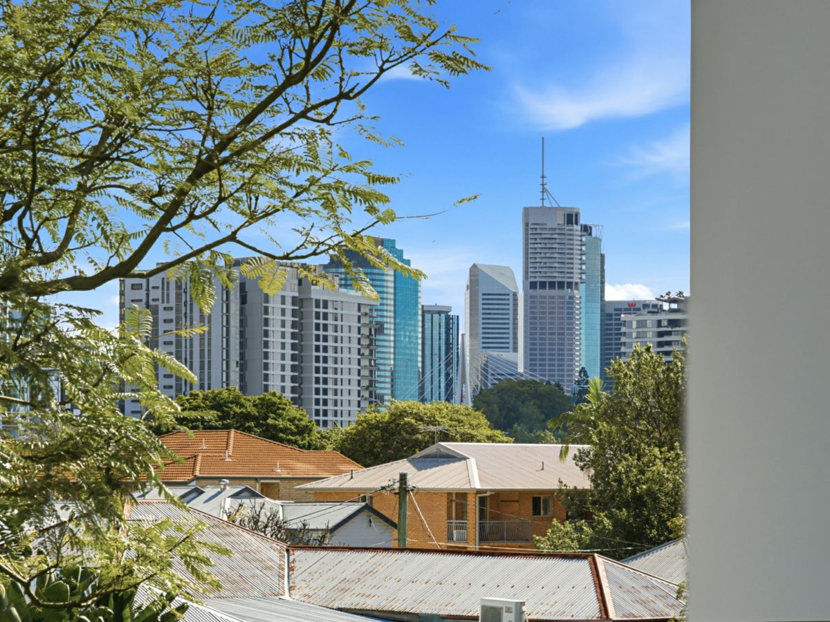 2308/140 Wellington Road, East Brisbane - image 2