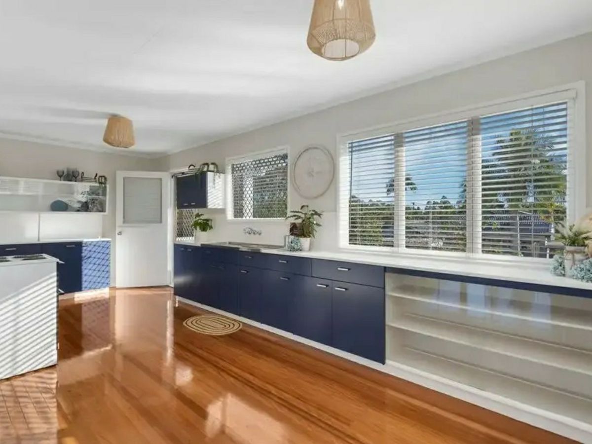 168 Ewing Road, Woodridge - image 3